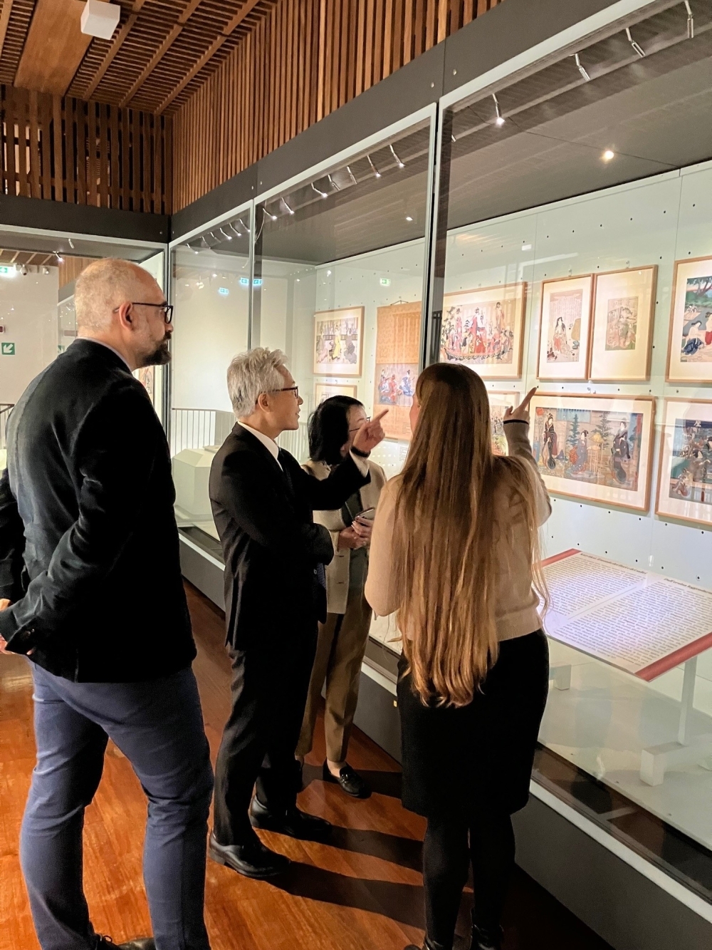 キオッソーネ東洋美術館1