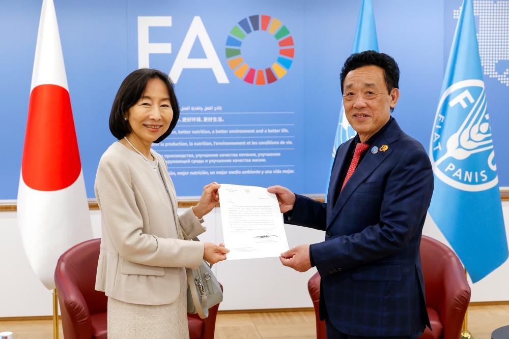 Ambassador ONO and FAO Director-General Qu