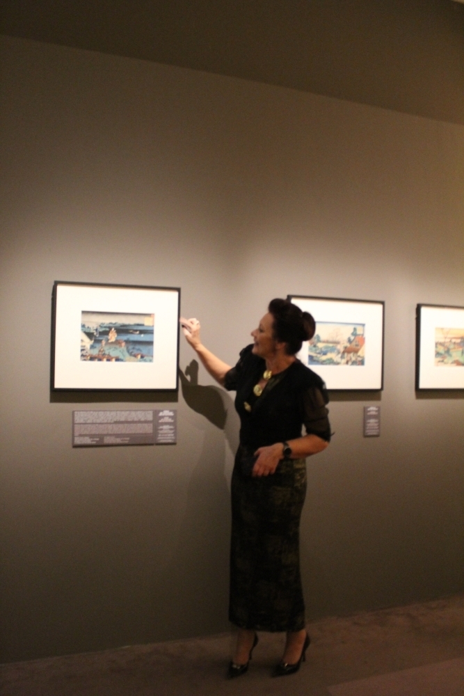 curator beata romanowicz
